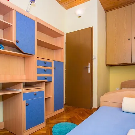 Apartment Niksa 1864 *